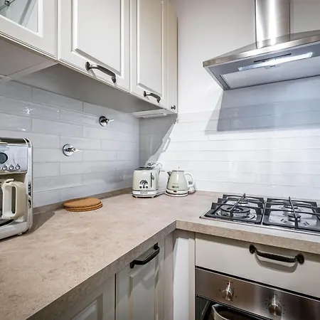 Yid Penthouse In Santa Croce