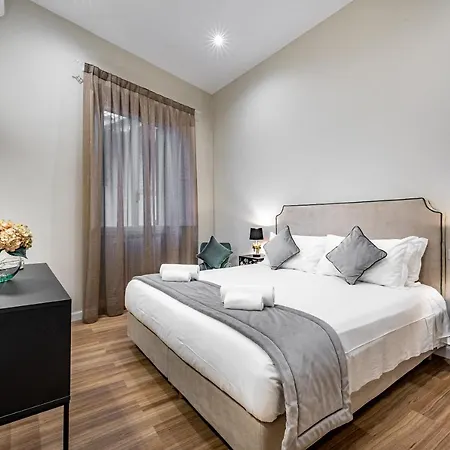 Yid Penthouse In Santa Croce Apartment