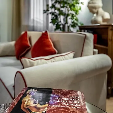 Yid Penthouse In Santa Croce Florence