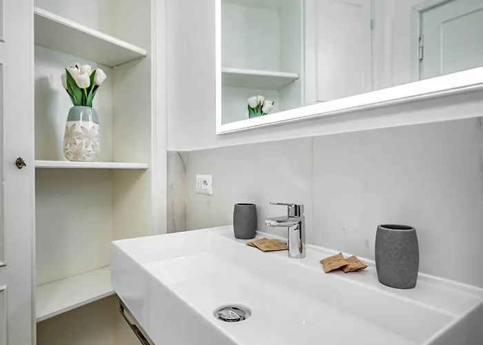 Yid Penthouse In Santa Croce